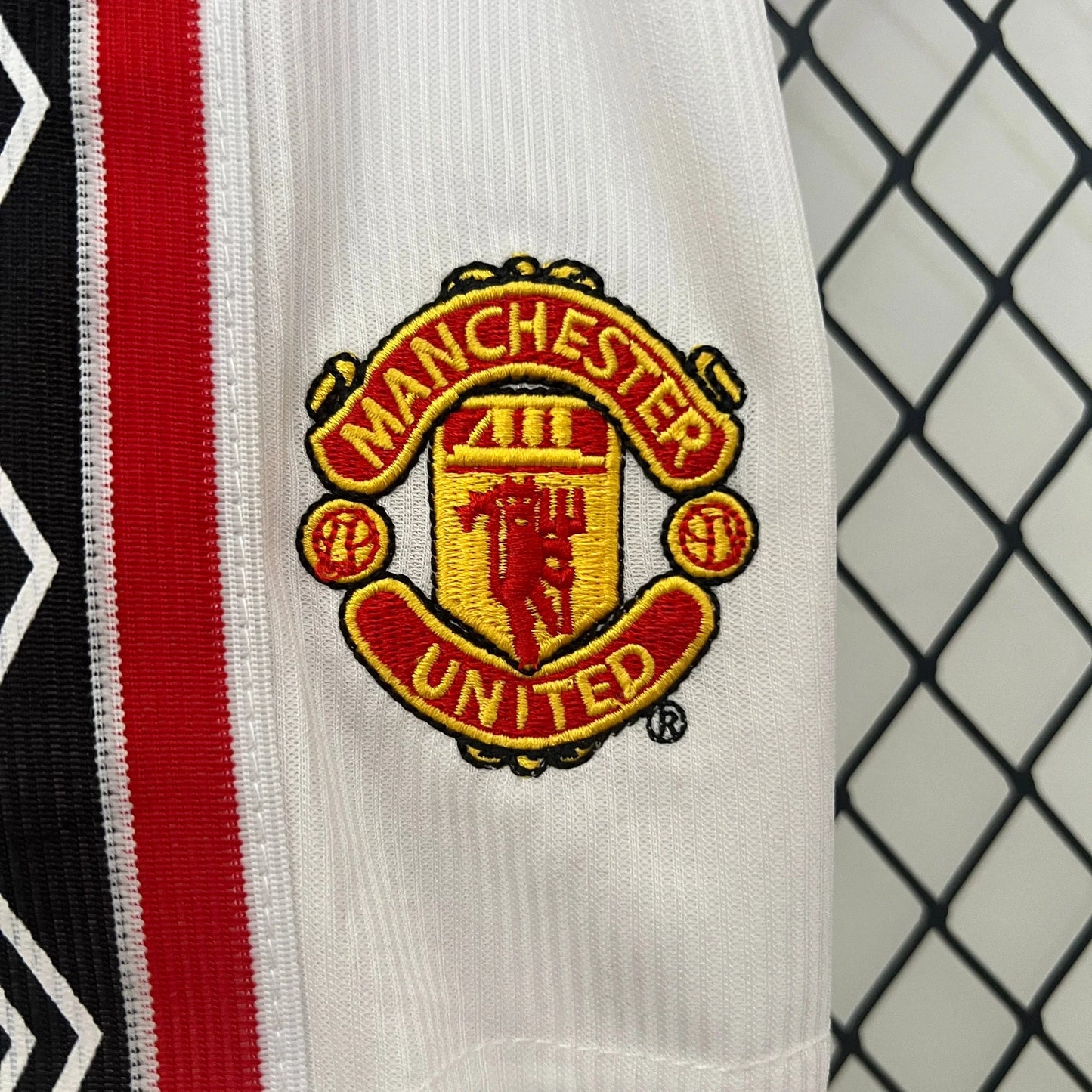 Manchester United 1998/1999 Home Jersey Kids Size