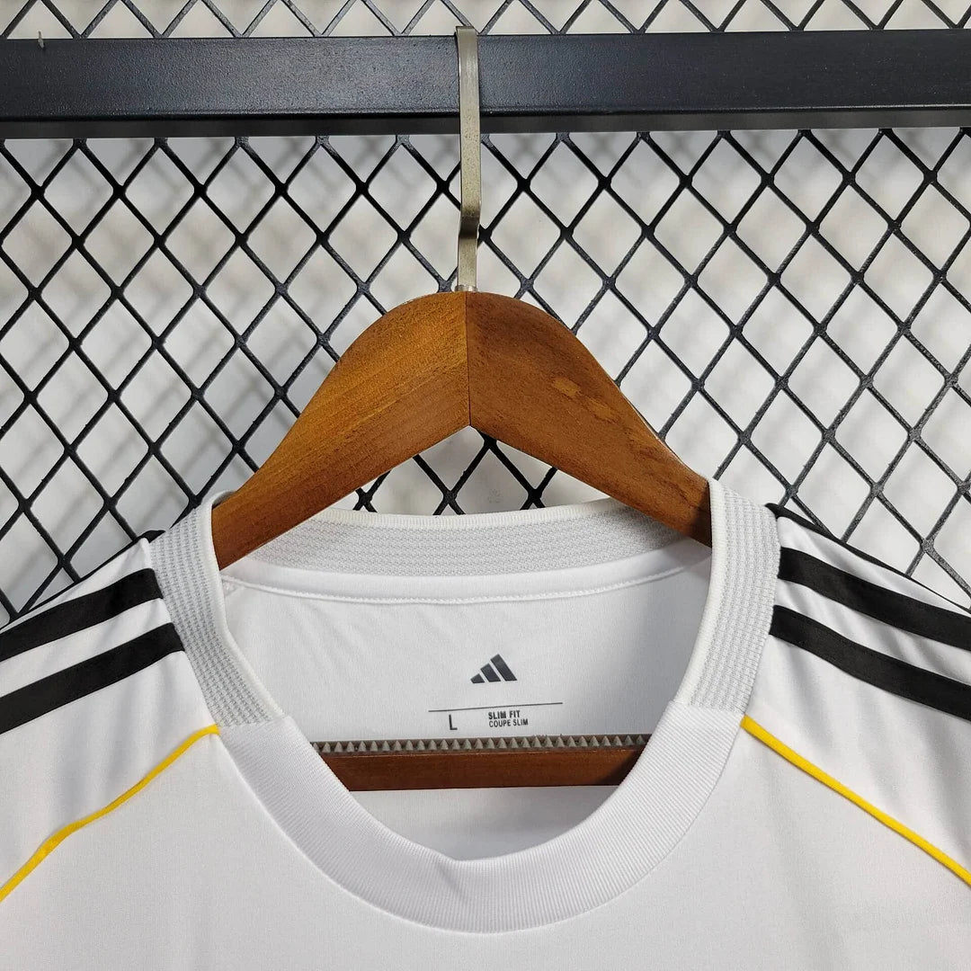 25/26 Real Madrid Home Jersey