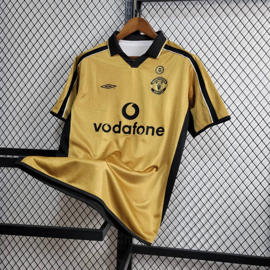 01/02 Manchester United Retro Away Jersey