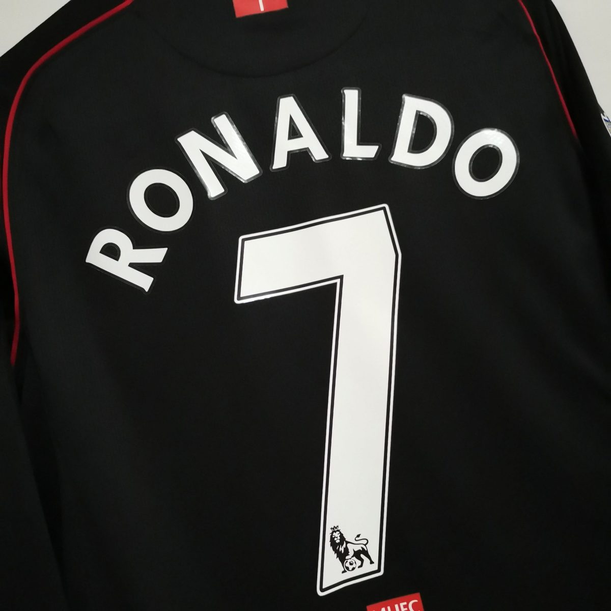 07-08 Manchester United Away Long Sleeve Retro Jersey