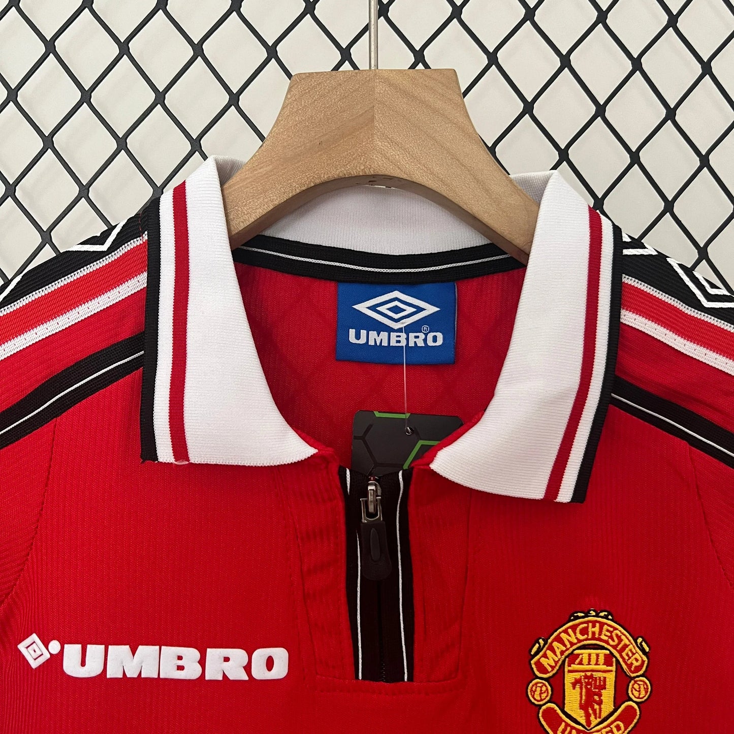 Manchester United 1998/1999 Home Jersey Kids Size