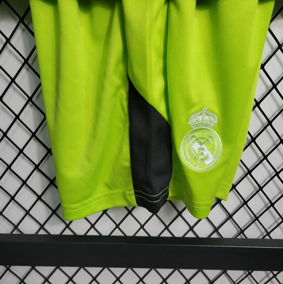 Real Madrid 2023/2024 Goalkeeper Green Jersey Kids Size