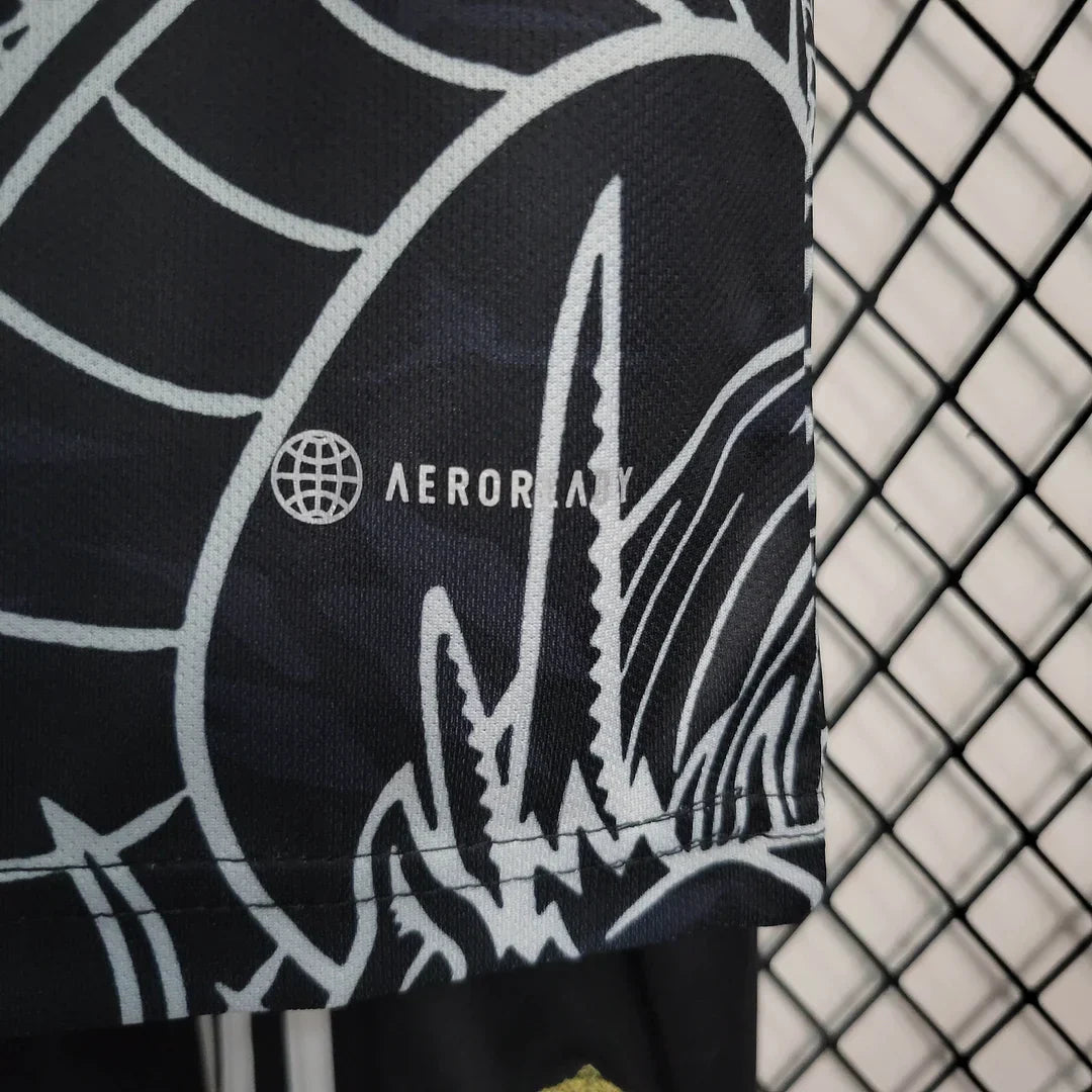 Real Madrid "Dragón Negro" Limited Jersey Kids Size