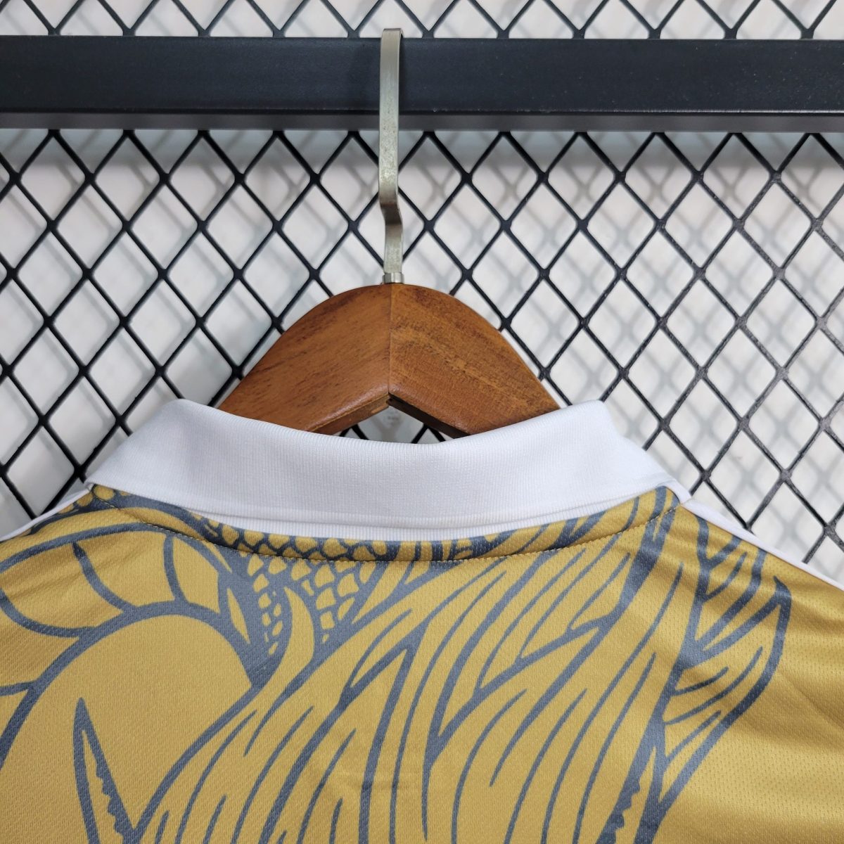 23/24 Real Madrid “Gold Dragon” Special Edition Jersey