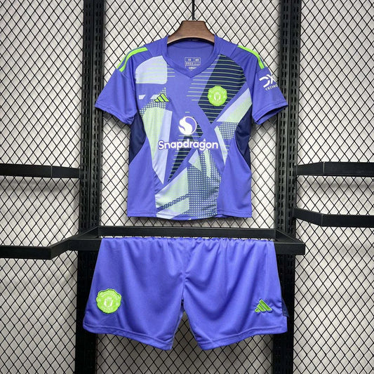 2024/2025 Manchester United Goalkeeper Home Kids Size