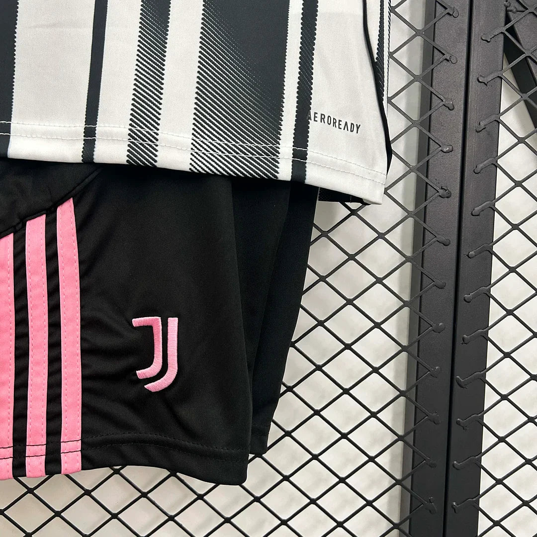 2025-2026 Juventus Home Kit Kids Size