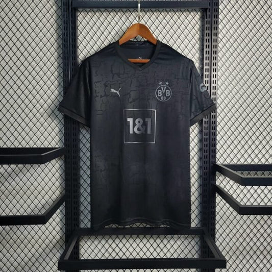 22/23 Borussia Dortmund Blackout Jersey