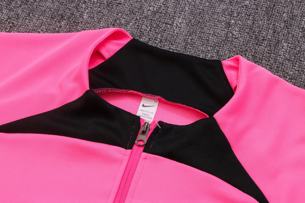 22/23 Liverpool Pink-Black Tracksuit