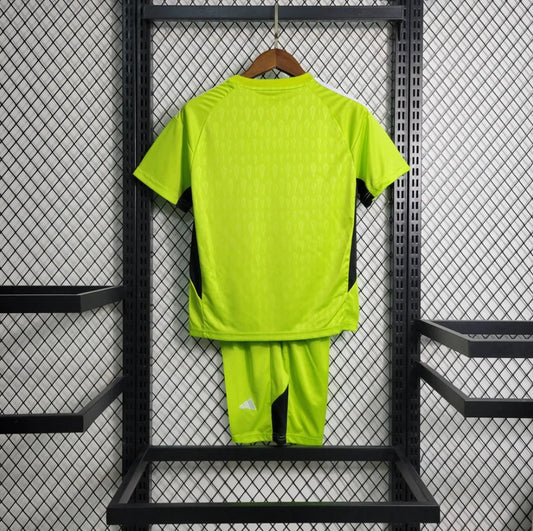 Real Madrid 2023/2024 Goalkeeper Green Jersey Kids Size