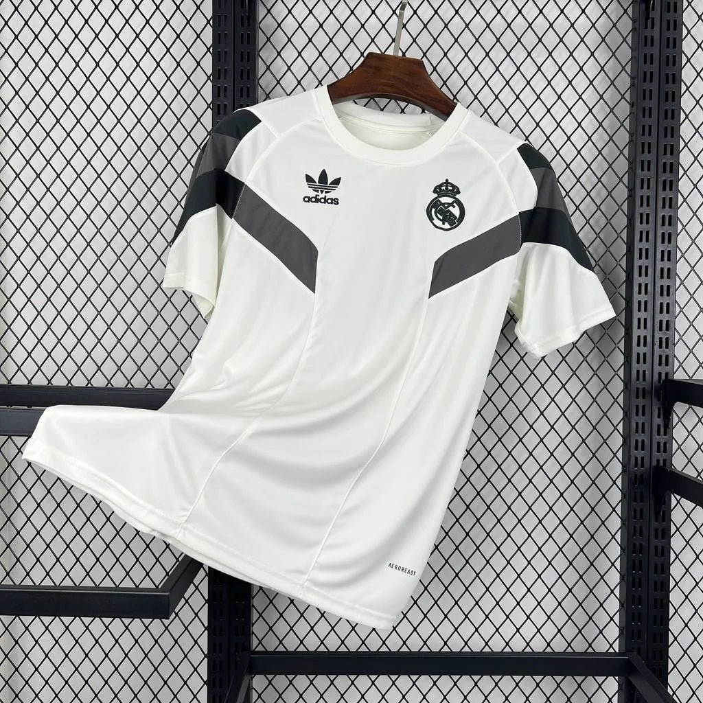 25/26 Real Madrid "Black & White" Special Edition Jersey