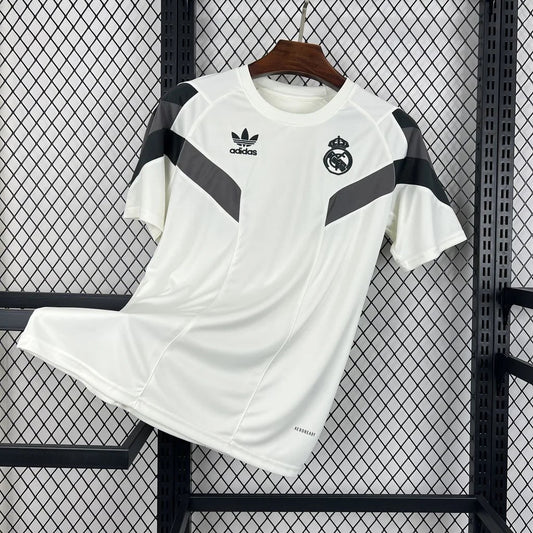 25/26 Real Madrid "Black & White" Special Edition Jersey