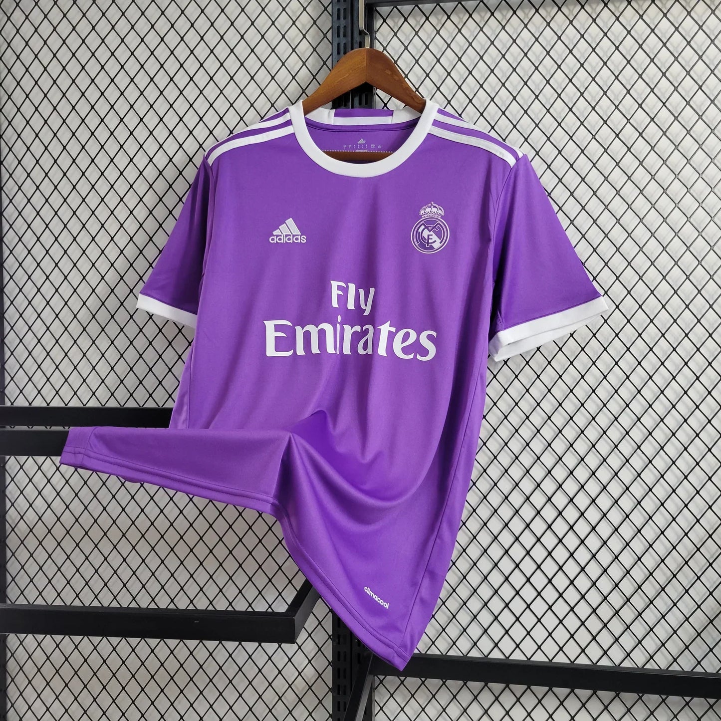 16/17 Real Madrid Away Retro Jersey