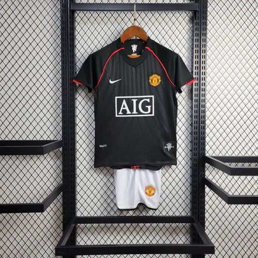 Manchester United 2007/2008 Black Jersey Kids Size